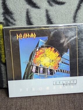 Def Leppard - Pyromania Deluxe Edition CD